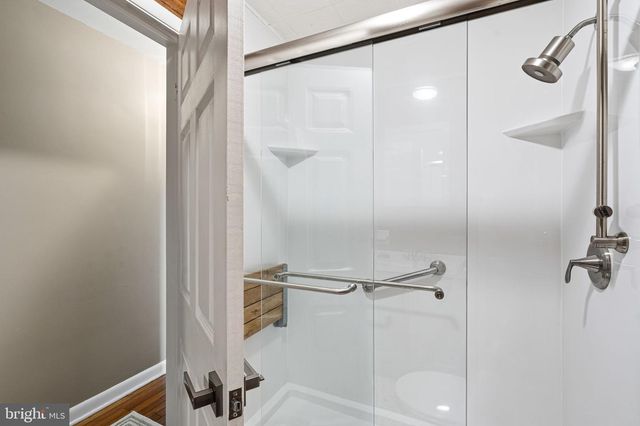 140 GOVERNOR MARKHAM DR, Glen Mills, PA 19342