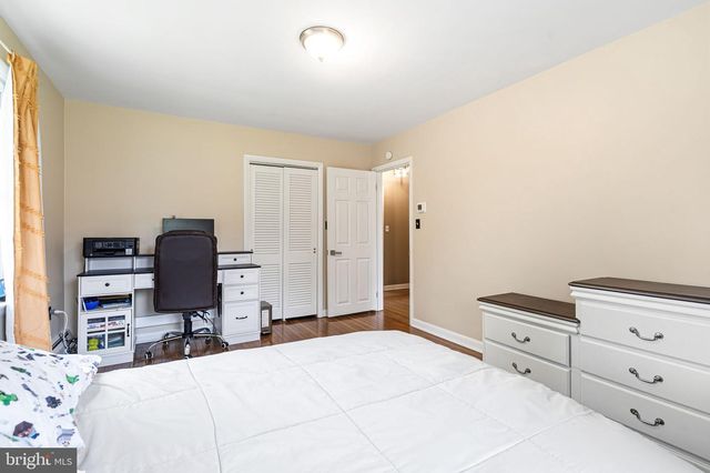 140 GOVERNOR MARKHAM DR, Glen Mills, PA 19342