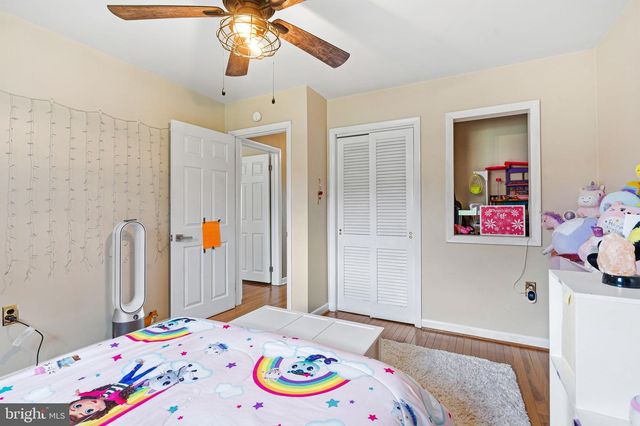 140 GOVERNOR MARKHAM DR, Glen Mills, PA 19342