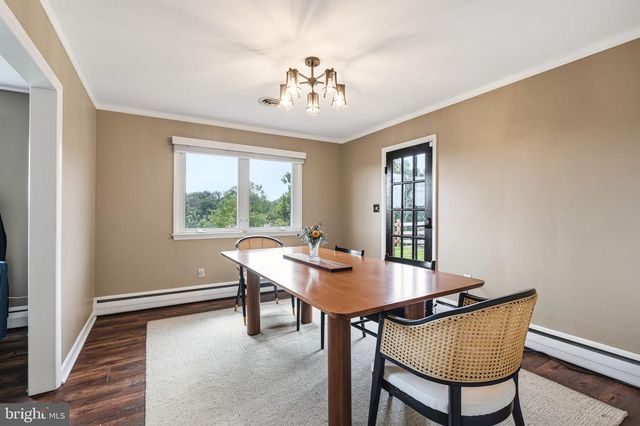140 GOVERNOR MARKHAM DR, Glen Mills, PA 19342