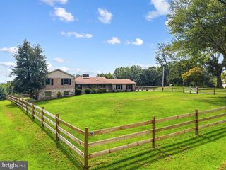 140 GOVERNOR MARKHAM DR, Glen Mills, PA 19342