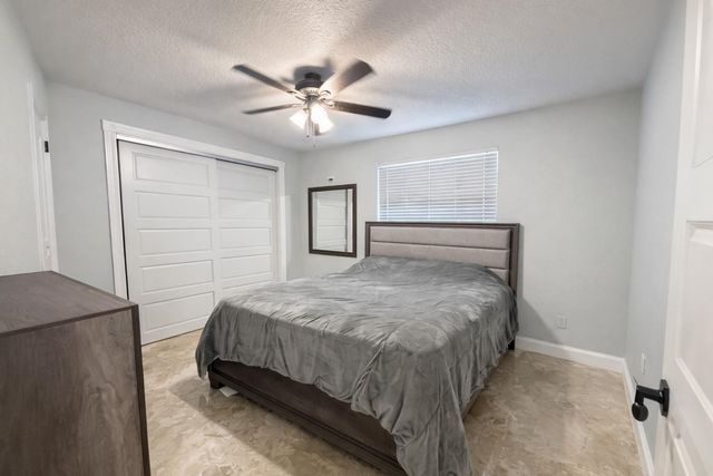 6527 NW 2nd Street, Margate, FL 33063