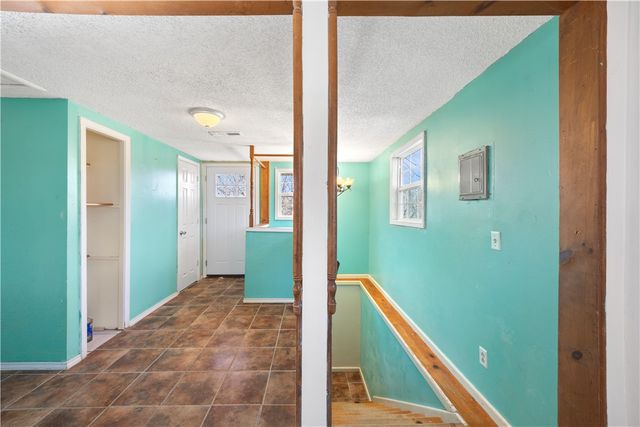 1615 N John Miller Road, Fayetteville, AR 72704