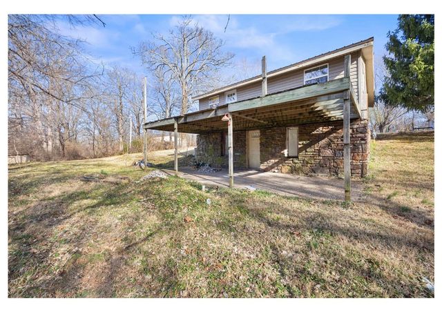 1615 N John Miller Road, Fayetteville, AR 72704