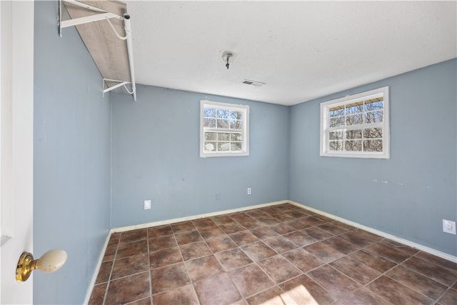 1615 N John Miller Road, Fayetteville, AR 72704