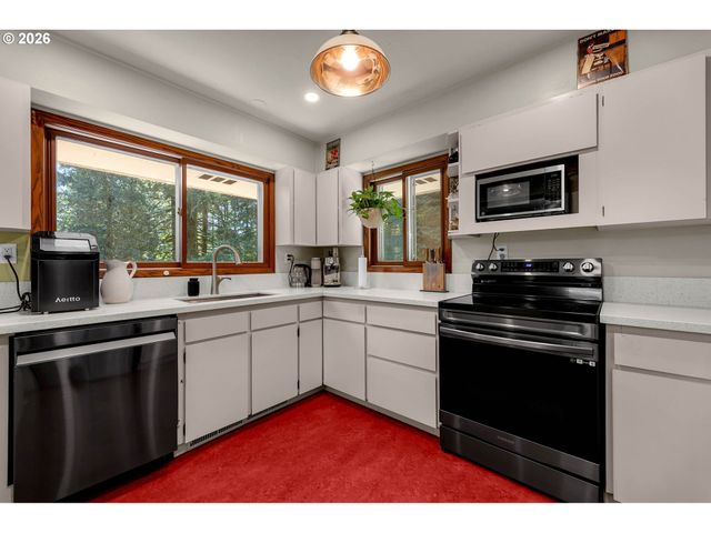 31451 DUTCH CANYON Rd, Scappoose, OR 97056