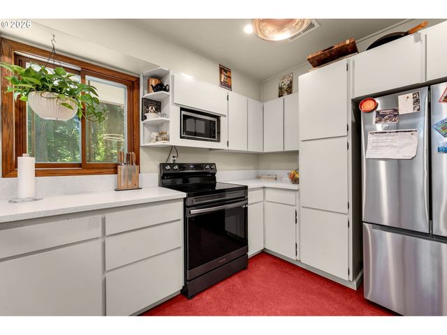 31451 DUTCH CANYON Rd, Scappoose, OR 97056