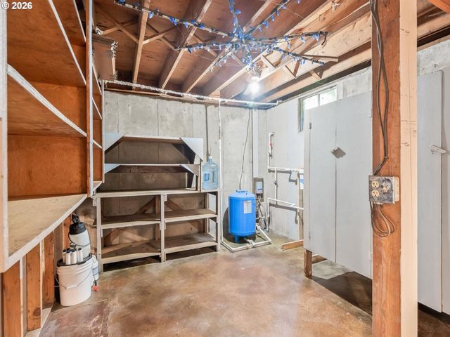 31451 DUTCH CANYON Rd, Scappoose, OR 97056
