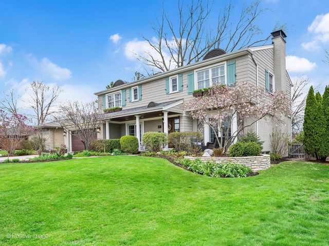 8 Larkspur Lane, Clarendon Hills, IL 60514