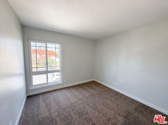 2334 W Chandler Avenue, Santa Ana, CA 92704
