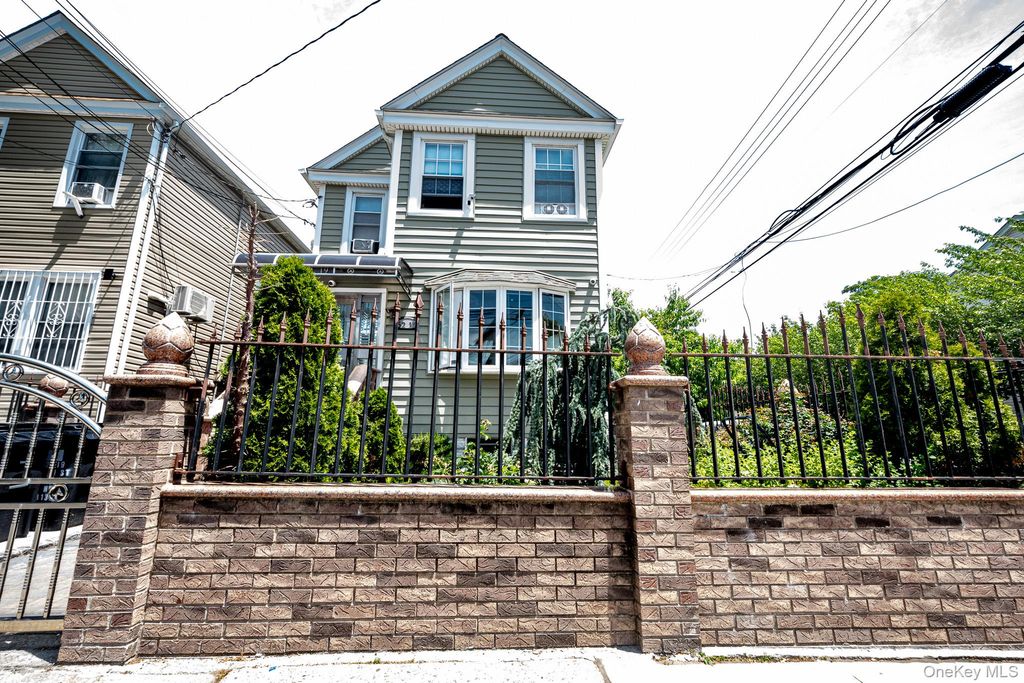 52-19 94th Street, Elmhurst, NY 11373