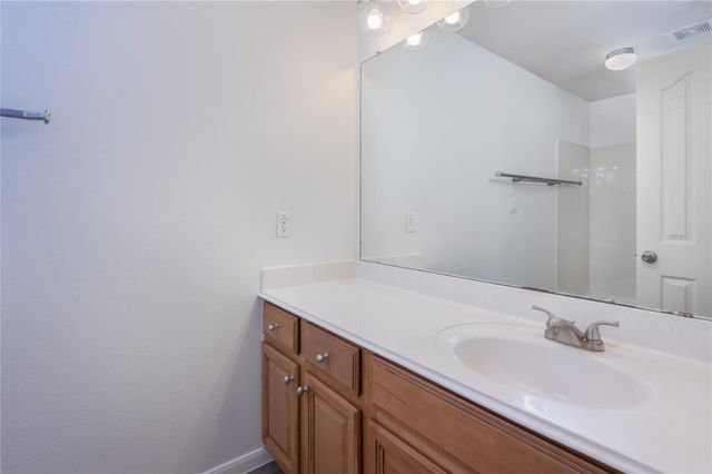 22121 Rose Grass LN, Spicewood, TX 78669