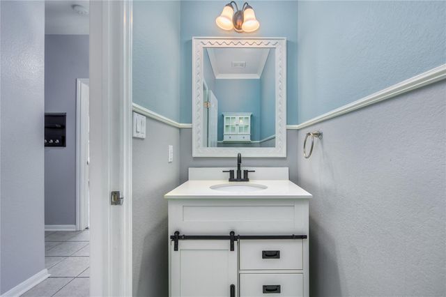 22121 Rose Grass LN, Spicewood, TX 78669