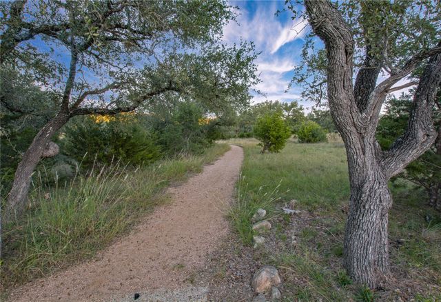 22121 Rose Grass LN, Spicewood, TX 78669