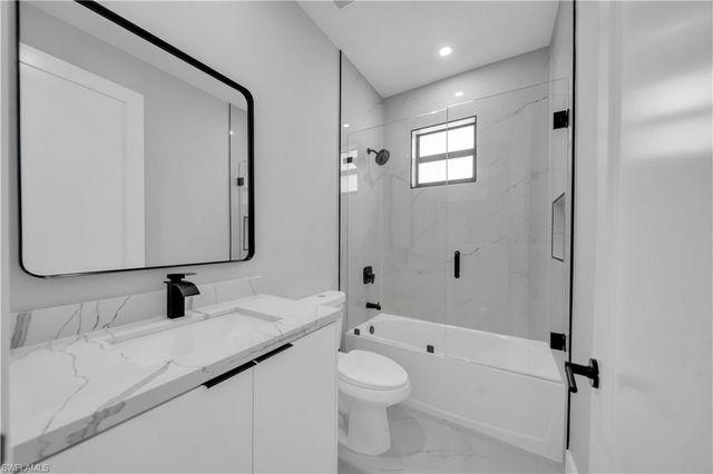 1701 NW 24th PL, Cape Coral, FL 33993