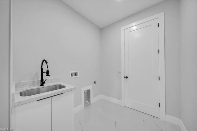 1701 NW 24th PL, Cape Coral, FL 33993