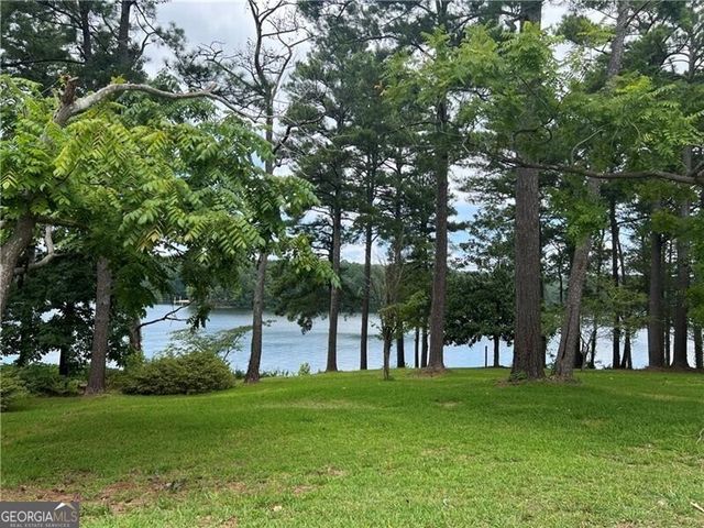 4864 Allen Circle SE, Acworth, GA 30102