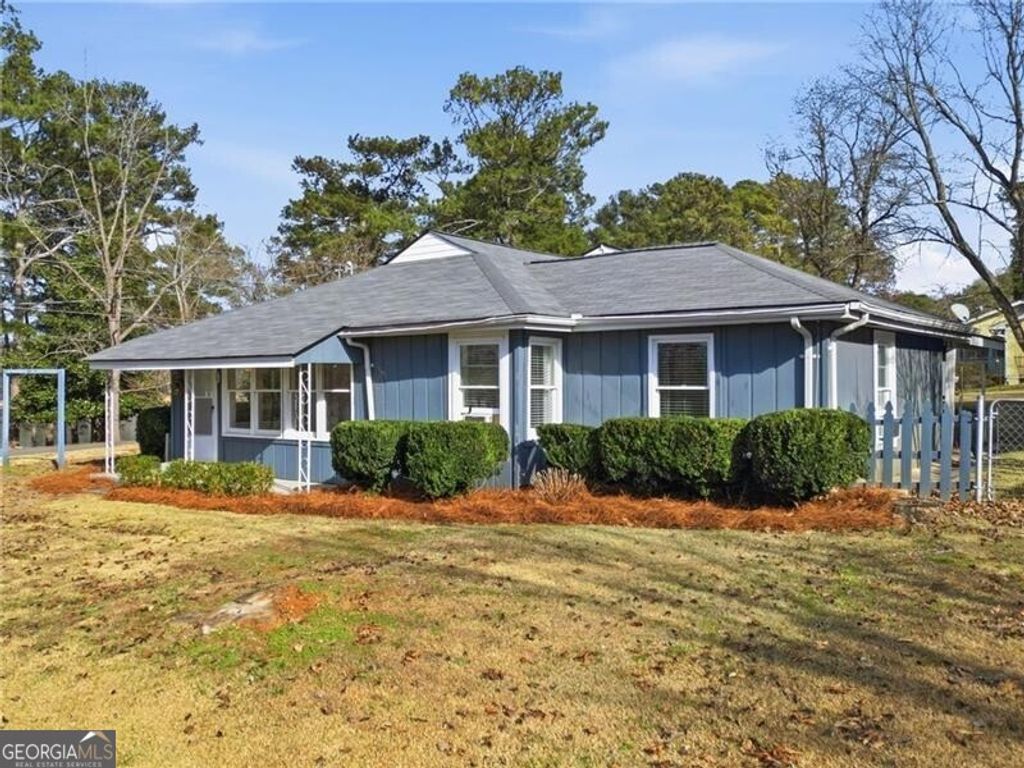 4864 Allen Circle SE, Acworth, GA 30102