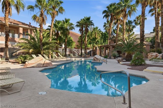 424 Pine Haven Street 202, Las Vegas, NV 89144