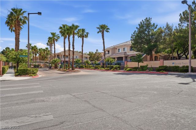 424 Pine Haven Street 202, Las Vegas, NV 89144