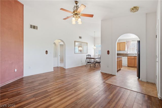424 Pine Haven Street 202, Las Vegas, NV 89144