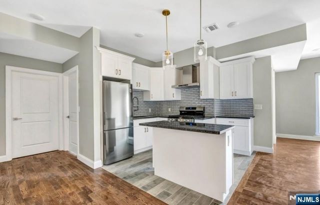 318 Dixon Avenue 304, Paterson, NJ 07501