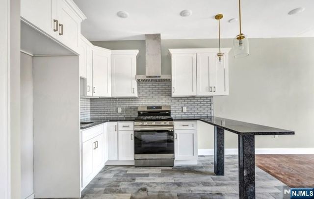 318 Dixon Avenue 304, Paterson, NJ 07501