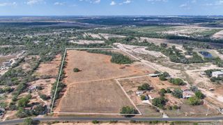 000 Von Ormy Rd, Von Ormy, TX 78073