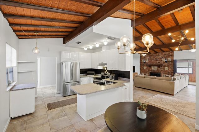 4232 PANDORA ROAD, Venice, FL 34293