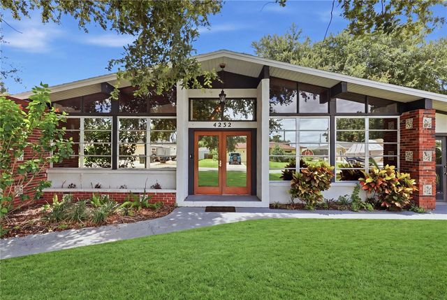4232 PANDORA ROAD, Venice, FL 34293