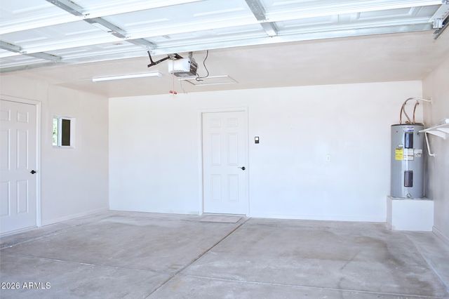 9321 W HILLCREST Place, Arizona City, AZ 85123