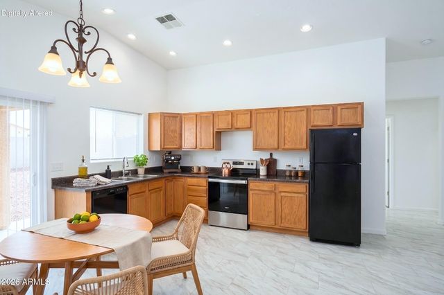9321 W HILLCREST Place, Arizona City, AZ 85123