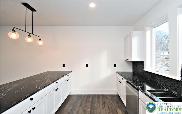 501 Skyline Drive, Allentown City, PA 18103