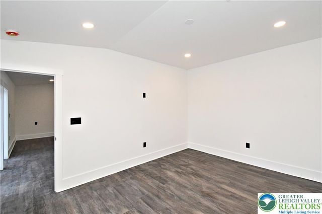 501 Skyline Drive, Allentown City, PA 18103