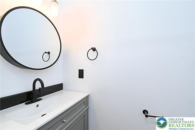 501 Skyline Drive, Allentown City, PA 18103