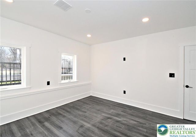 501 Skyline Drive, Allentown City, PA 18103