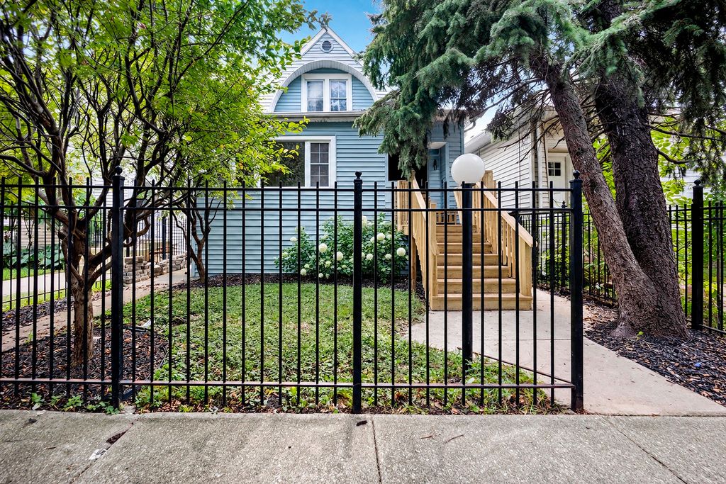 4829 W Hutchinson Street, Chicago, IL 60641 — exterior