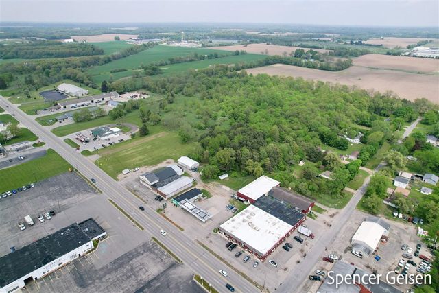 6325 S Greenville Road, Greenville, MI 48838