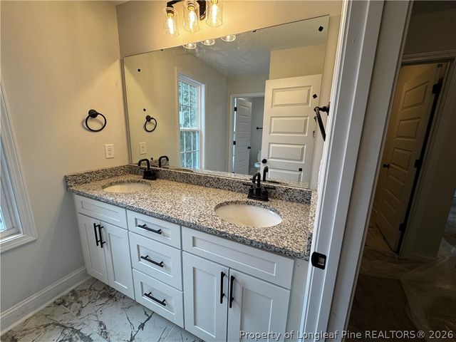 7194 Manassas Street, Fayetteville, NC 28304