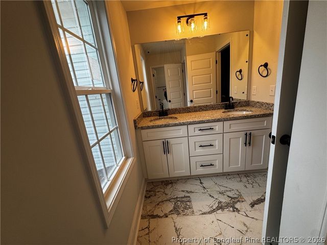 7194 Manassas Street, Fayetteville, NC 28304