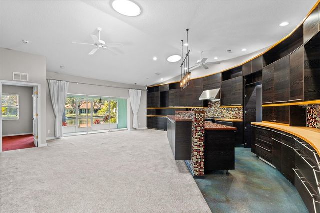 228 51ST STREET CIRCLE E, Palmetto, FL 34221