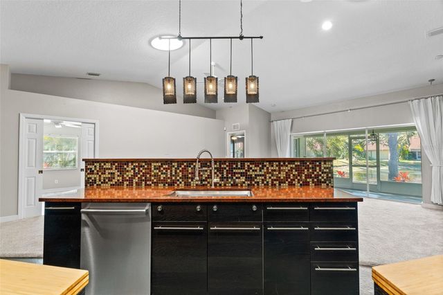 228 51ST STREET CIRCLE E, Palmetto, FL 34221