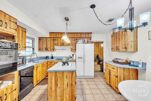 810 Walthour Road, Savannah, GA 31410