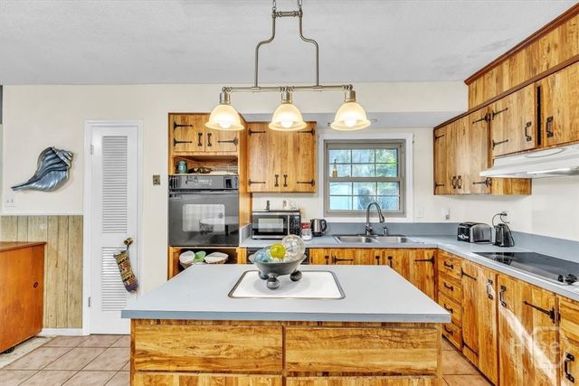 810 Walthour Road, Savannah, GA 31410