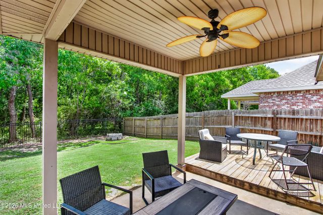 10281 English Manor Drive, Gulfport, MS 39503