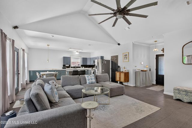 10281 English Manor Drive, Gulfport, MS 39503