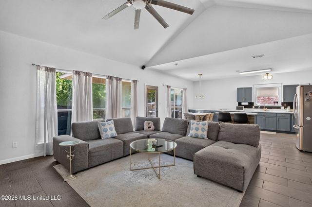 10281 English Manor Drive, Gulfport, MS 39503