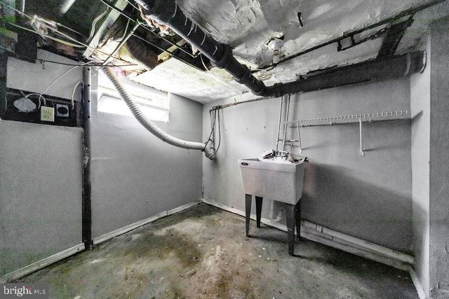 234 WINDSOR AVE, Upper Darby, PA 19082