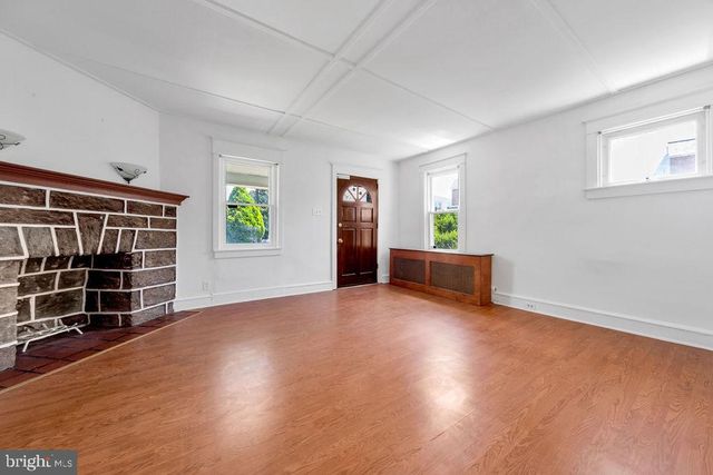 234 WINDSOR AVE, Upper Darby, PA 19082