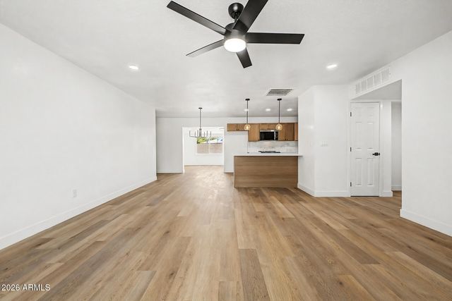 4837 W HIGHLAND Avenue, Phoenix, AZ 85031